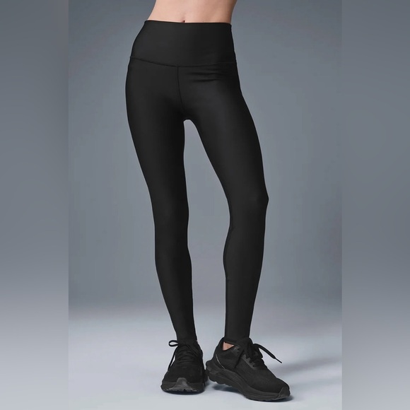 Alo Yoga High-Waist Airlift Legging in Black, Size X-Small - Picture 1 of 9